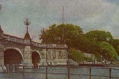 301-Hamburg-II-4-Lombardbruecke