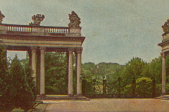 299-Potsdam-II-2-Kolonnnaden-hinter-Schloss-Sanssouci